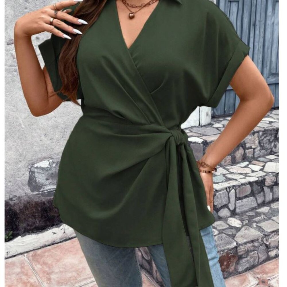Bundle 2+ items for 30% off Plus Solid Wrap Knot Side Batwing Sleeve Blouse